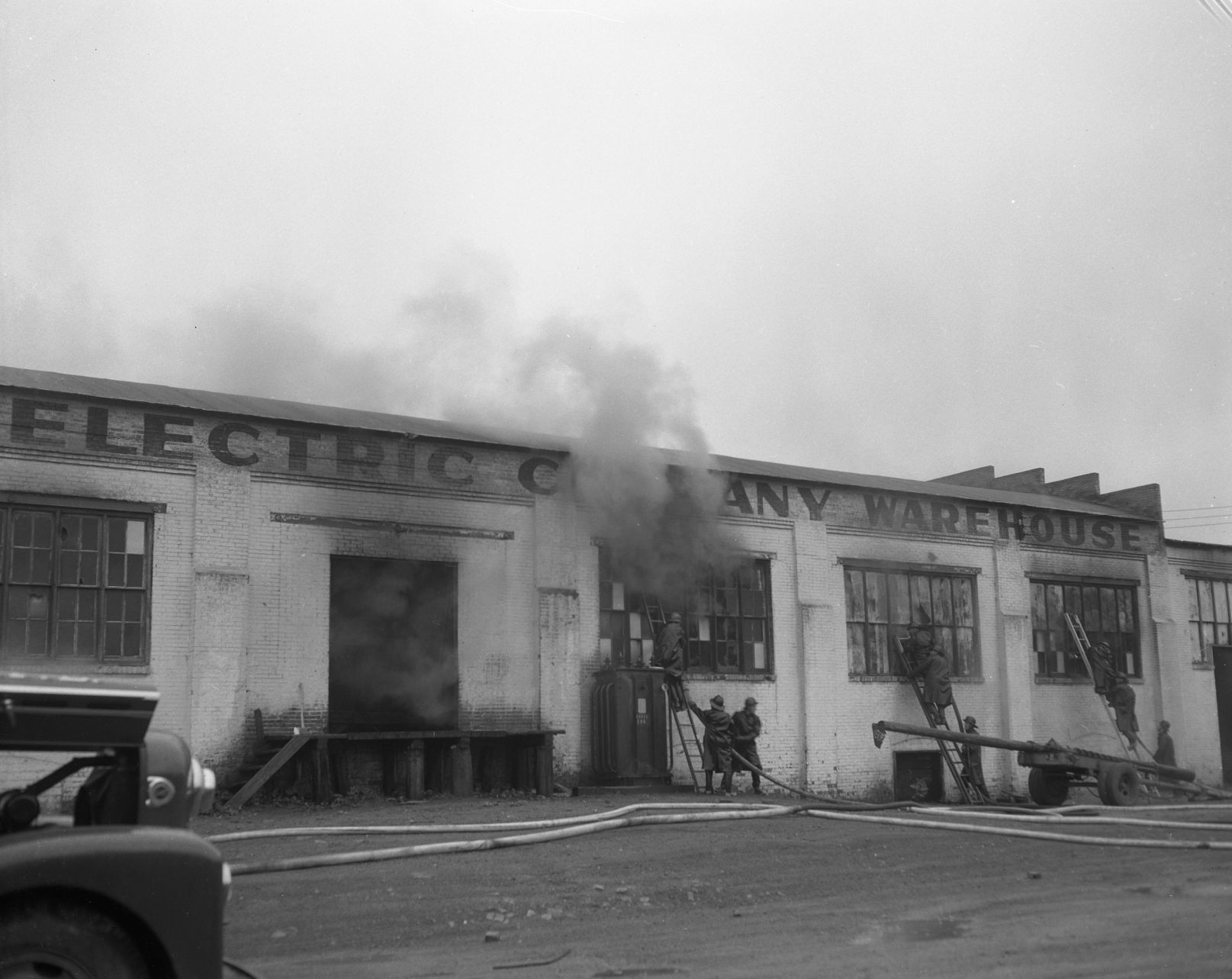 Interstate Warehouse fire.jpg